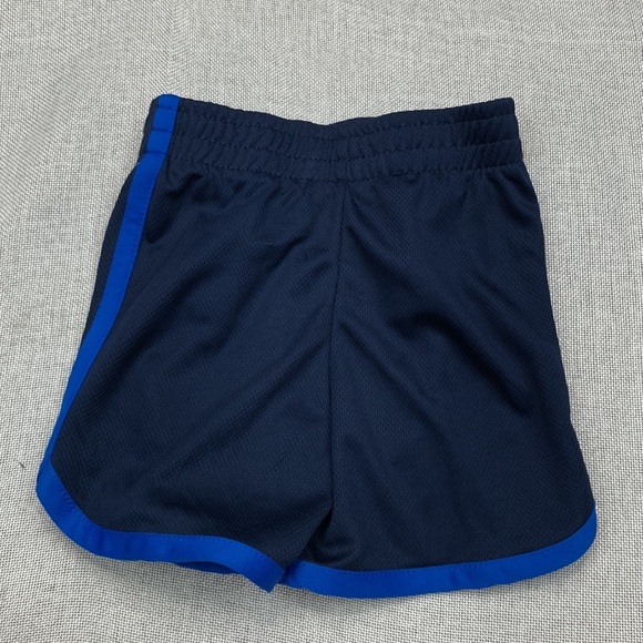 CHAMPION Toddler Boys Contrast Binding "C" Patch Shorts Size 2T - Picture 6 of 6